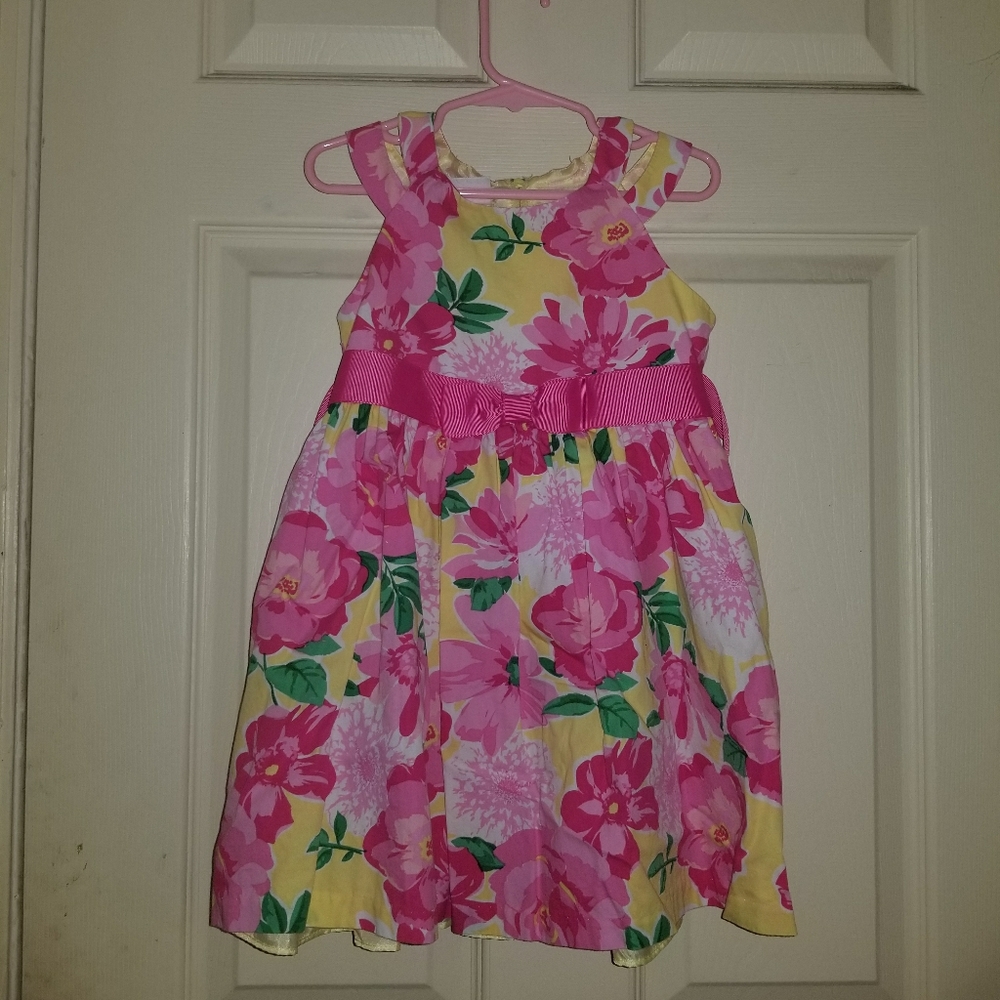 Girls dress